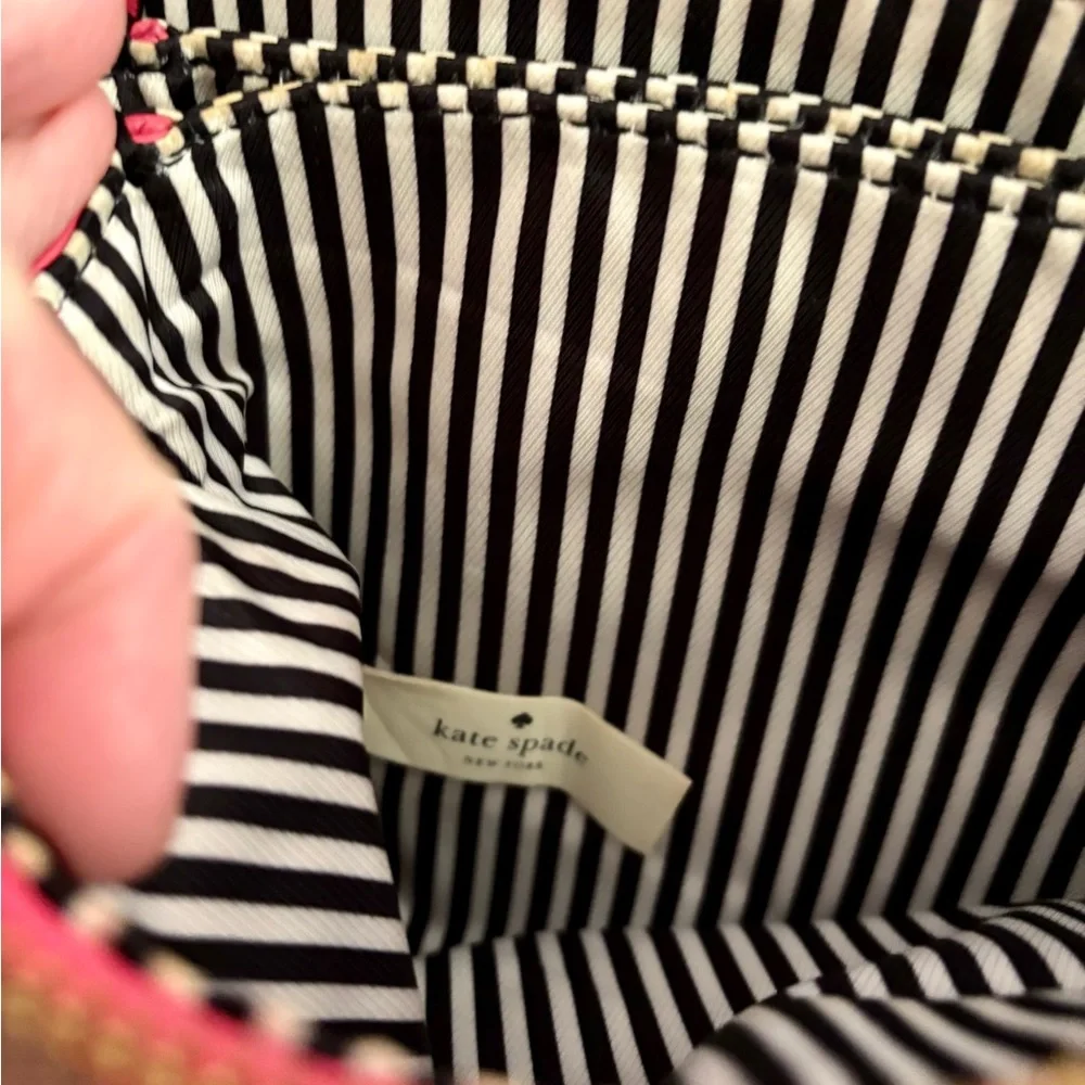 Kate Spade Coral Pink Leila Crossbody Bag/Striped Interior/Adjustable Strap - Picture 7 of 11